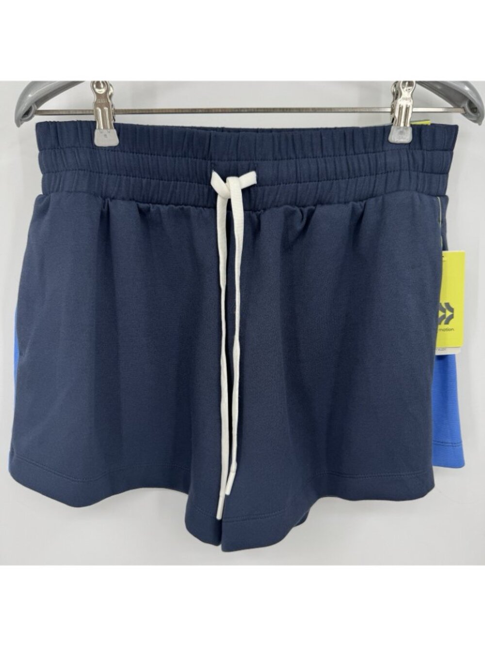 All in Motion Sporty Tank and Airy Sleek Shorts Matching Set size M Target NWT - Picture 7 of 11